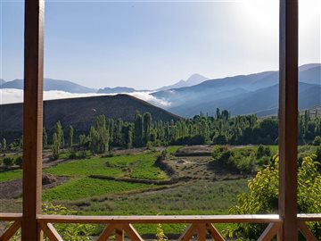 نمای زنده اقامتگاه بومگردی روزیه